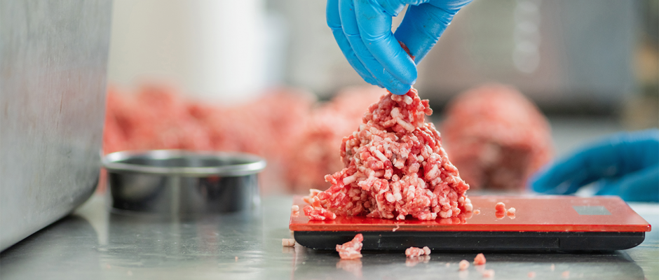 Como calcular o rendimento da carne moída e escolher as máquinas ideais para o seu negócio